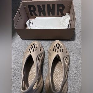 Yeezy foam runners